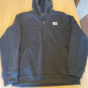 Black north face fleece, size M